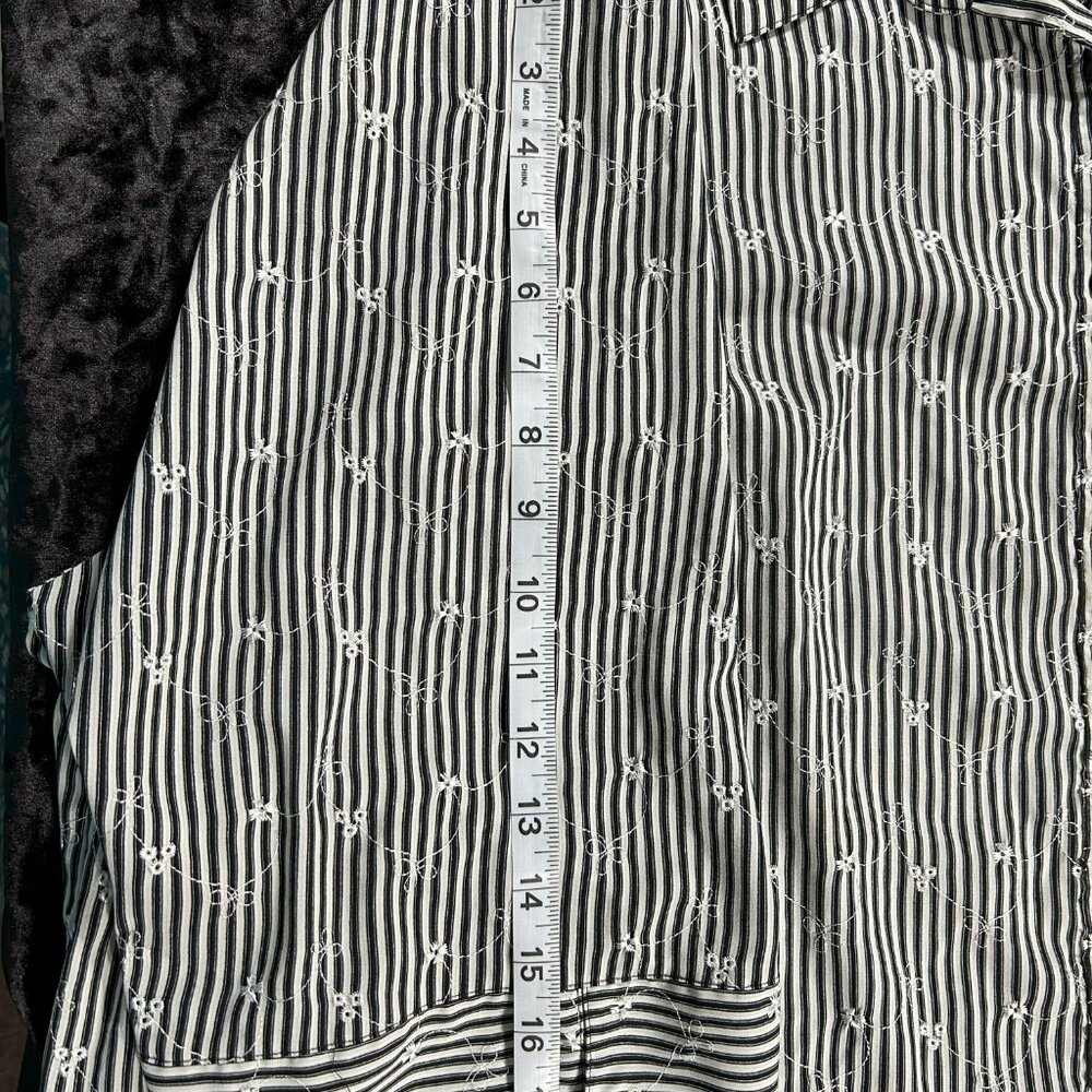 Maggie Barnes Embroidered Collared shirt - Picture 11 of 16